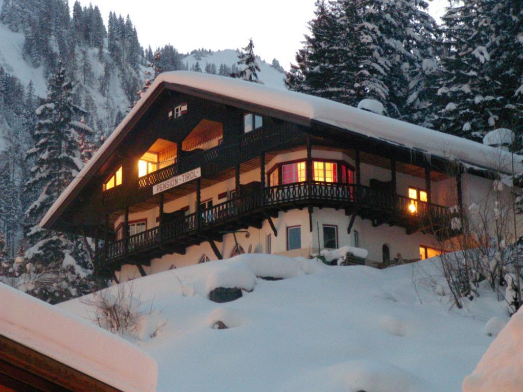 Ferienwohnung Pension Tirol บีเคลบาค ภายนอก รูปภาพ