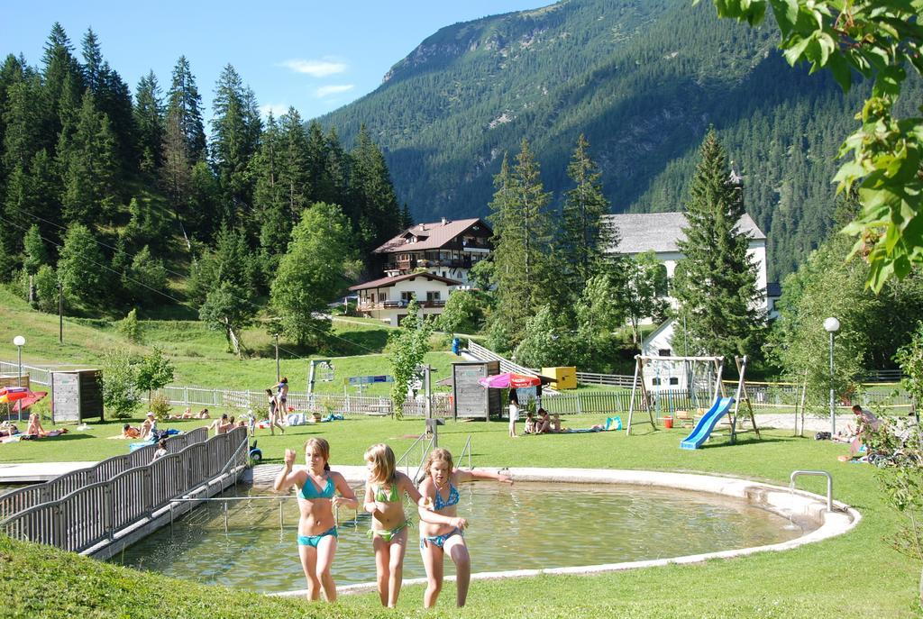 Ferienwohnung Pension Tirol บีเคลบาค ภายนอก รูปภาพ