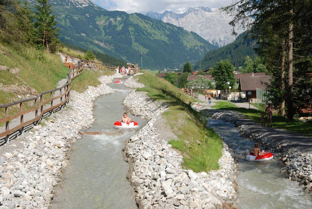 Ferienwohnung Pension Tirol บีเคลบาค ภายนอก รูปภาพ