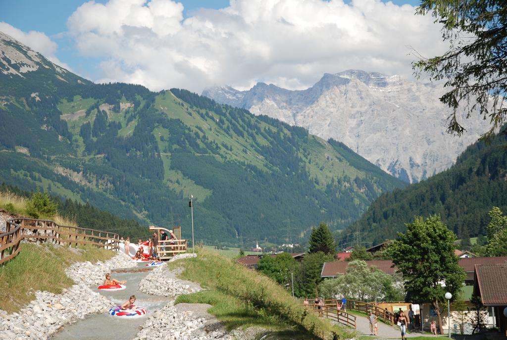 Ferienwohnung Pension Tirol บีเคลบาค ภายนอก รูปภาพ