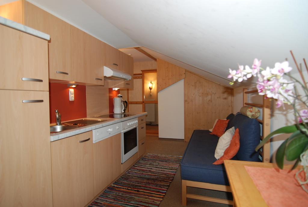 Ferienwohnung Pension Tirol บีเคลบาค ห้อง รูปภาพ