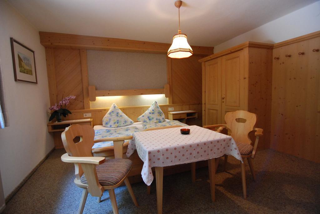 Ferienwohnung Pension Tirol บีเคลบาค ห้อง รูปภาพ