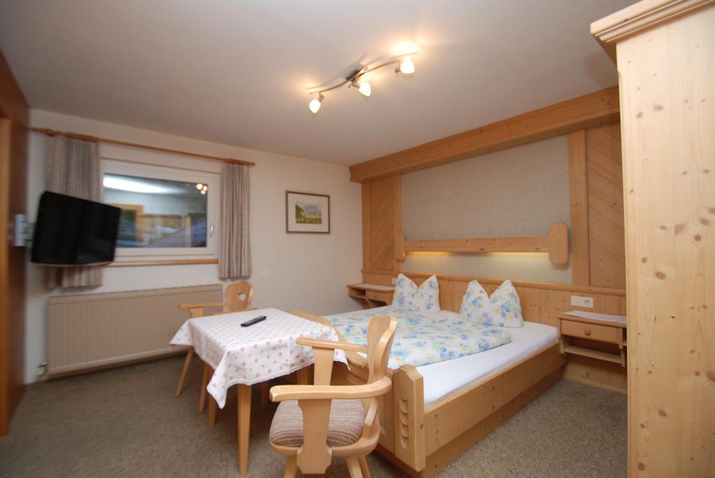 Ferienwohnung Pension Tirol บีเคลบาค ห้อง รูปภาพ