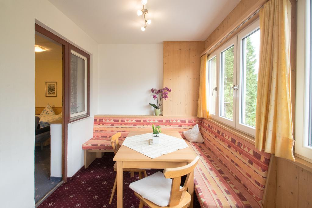 Ferienwohnung Pension Tirol บีเคลบาค ภายนอก รูปภาพ