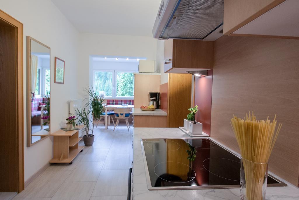 Ferienwohnung Pension Tirol บีเคลบาค ภายนอก รูปภาพ